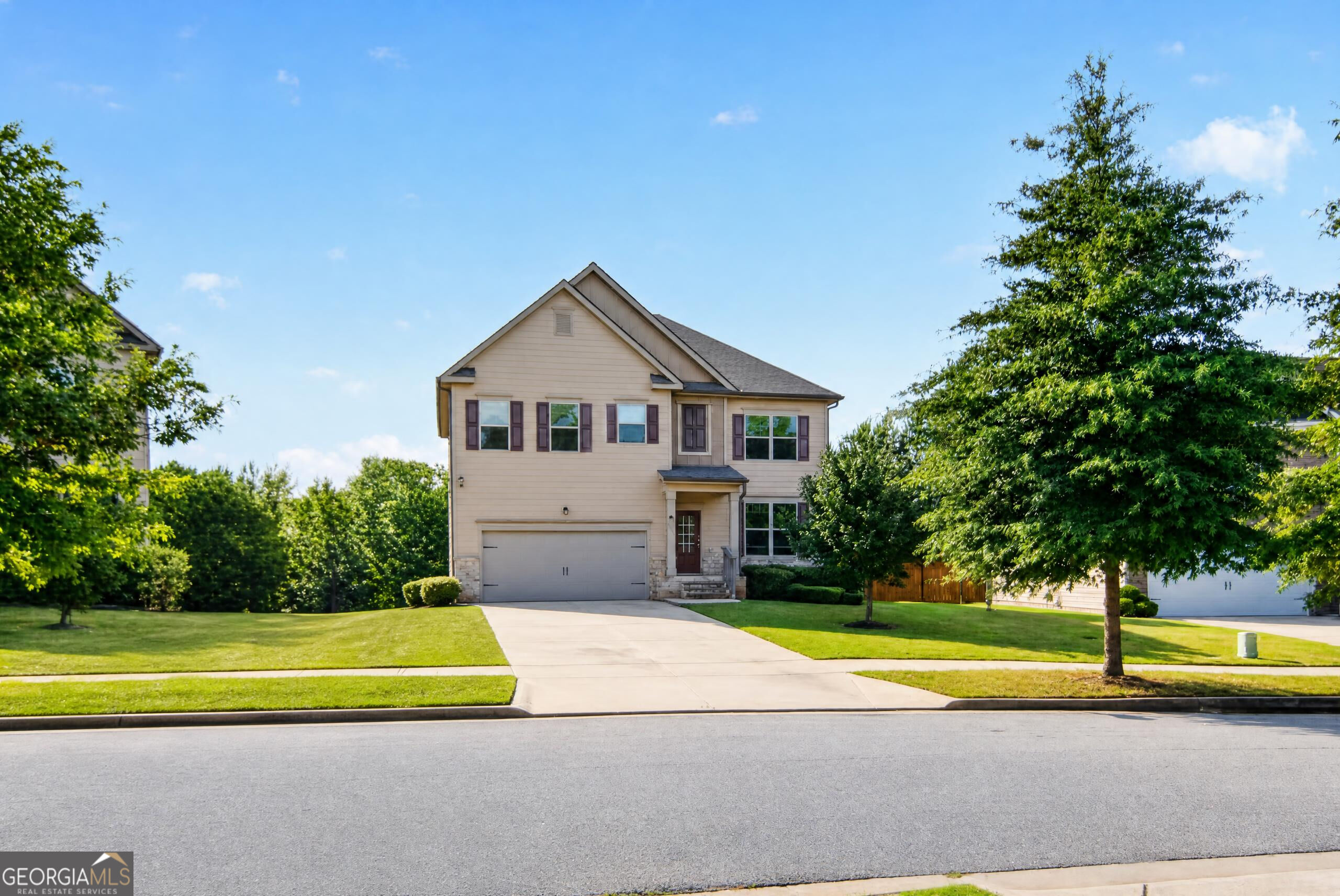 8045 Coleson Crossing Property Photo 2