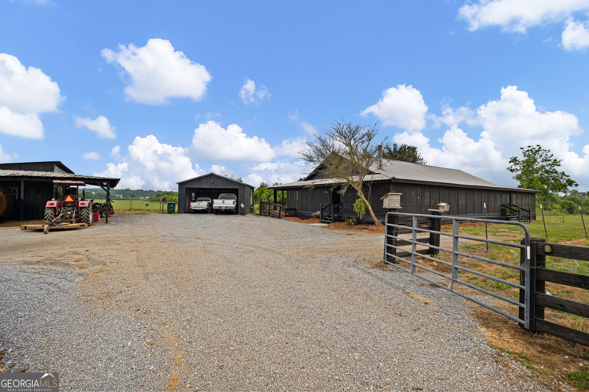 215 Erwin Road Property Photo 5