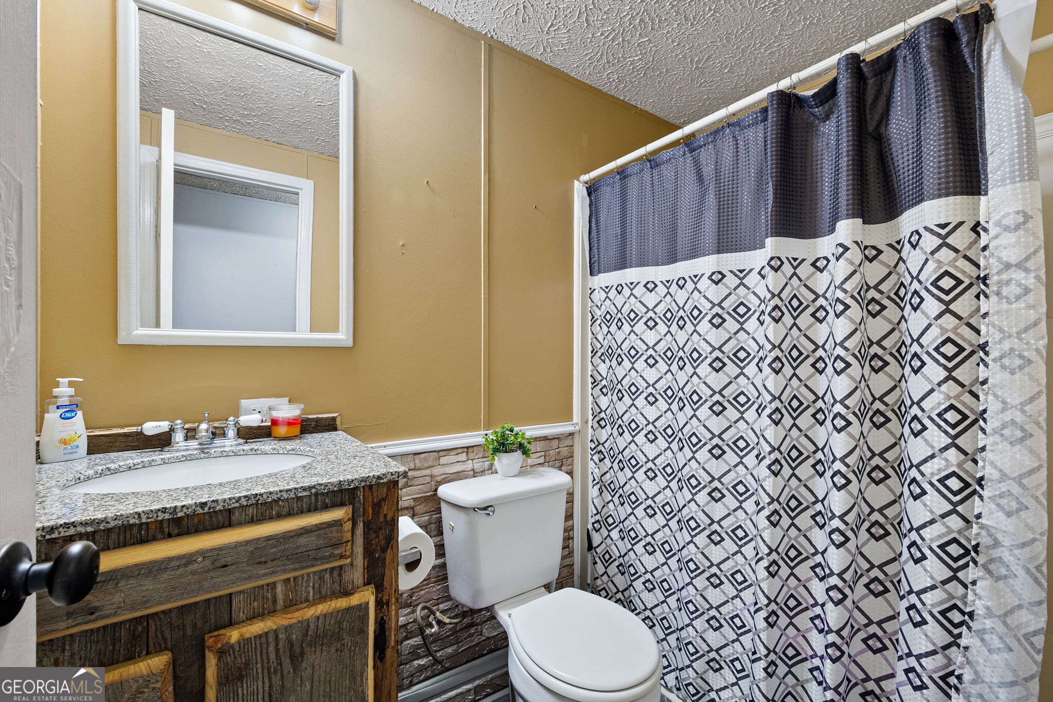 215 Erwin Road Property Photo 39