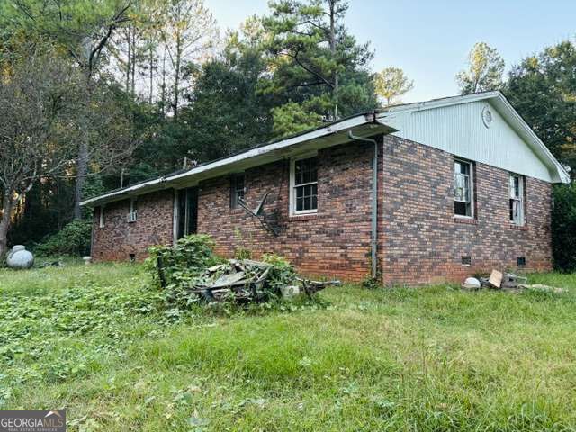 300 Tanners Bridge Road Property Photo 3