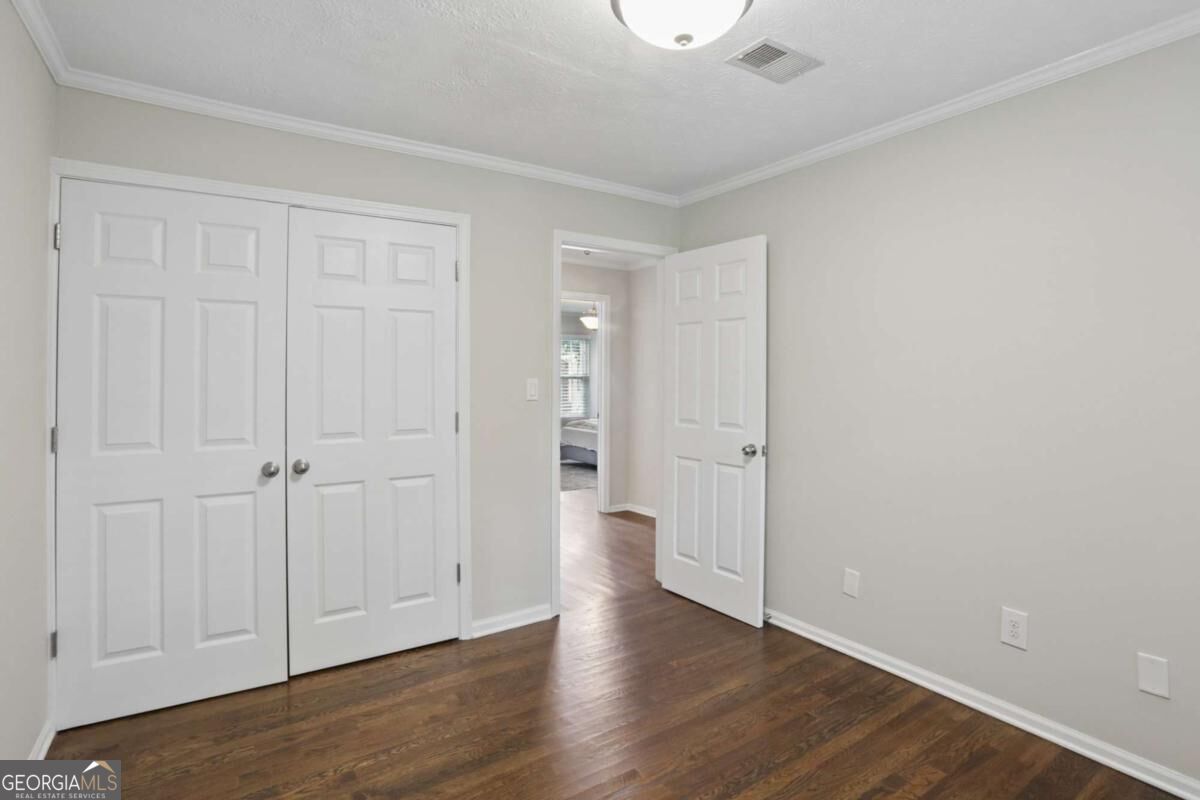 11 Scotland Place Nw Property Photo 17