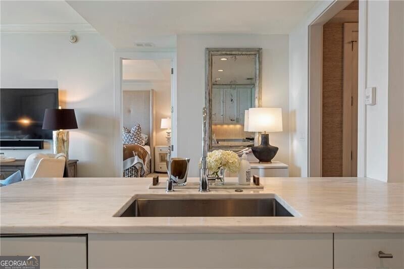3630 Peachtree Road Ne # 2409 Property Photo 8