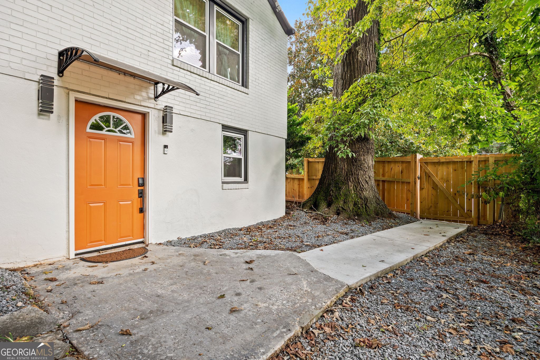 10 Claire Drive Se Property Photo 8