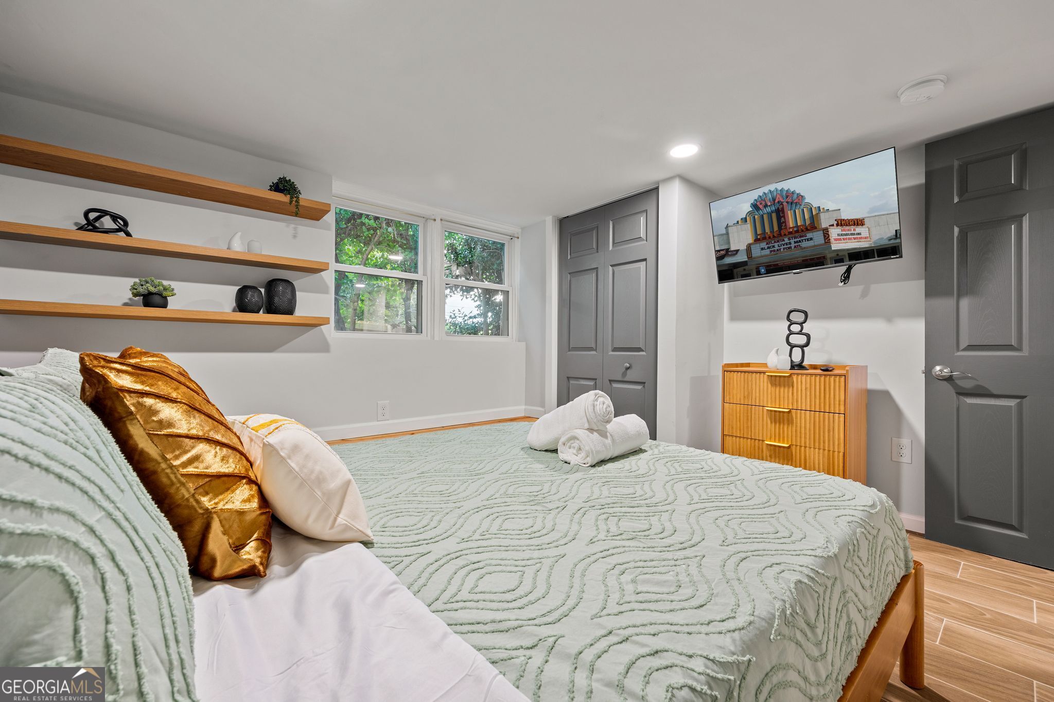 10 Claire Drive Se Property Photo 22
