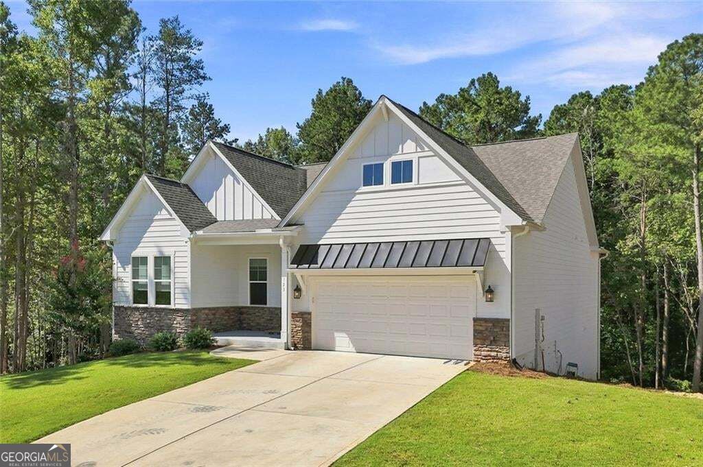 723 Linger Longer Drive Property Photo 4