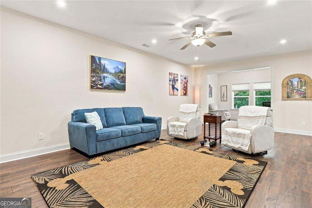 723 Linger Longer Drive Property Photo 41