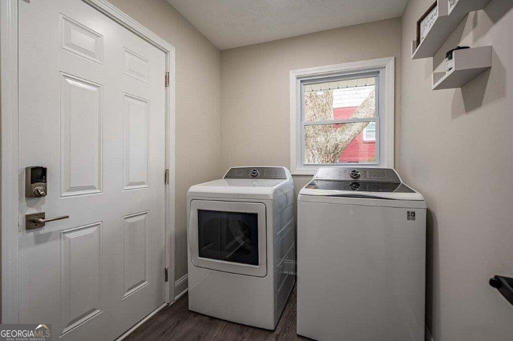 831 Catherine Street Property Photo 14