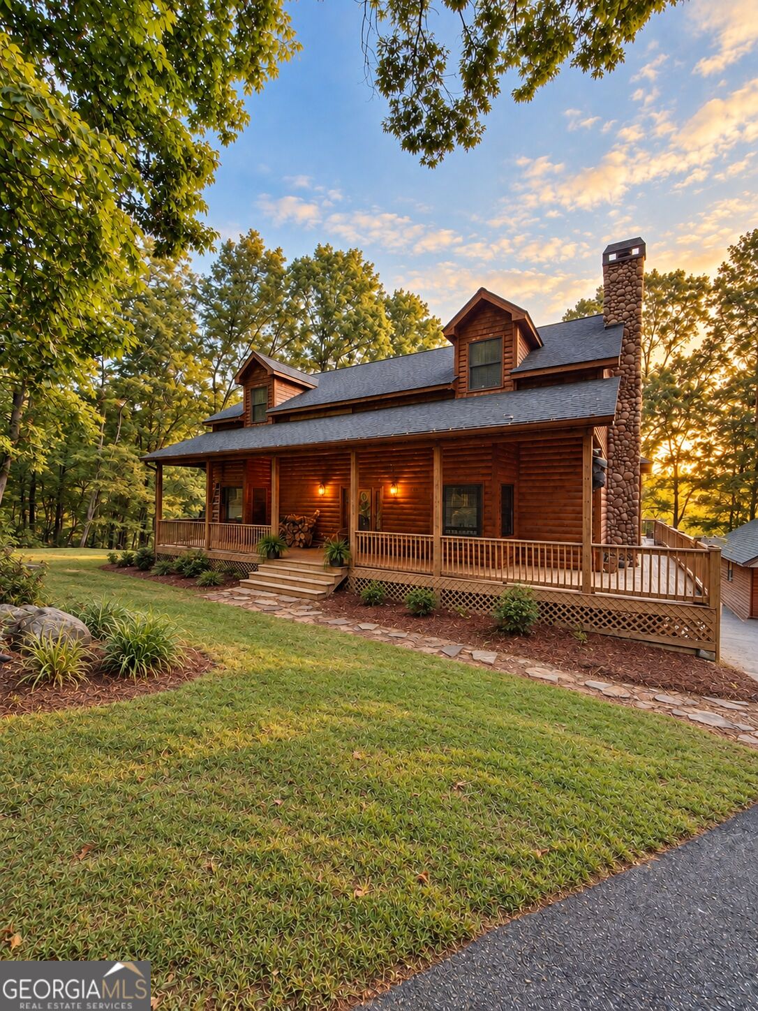94 Autumn Hill Drive Property Photo 1