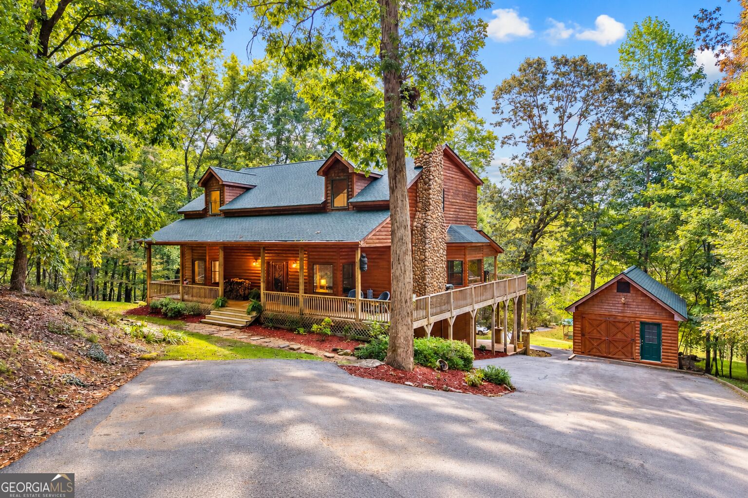 94 Autumn Hill Drive Property Photo 1