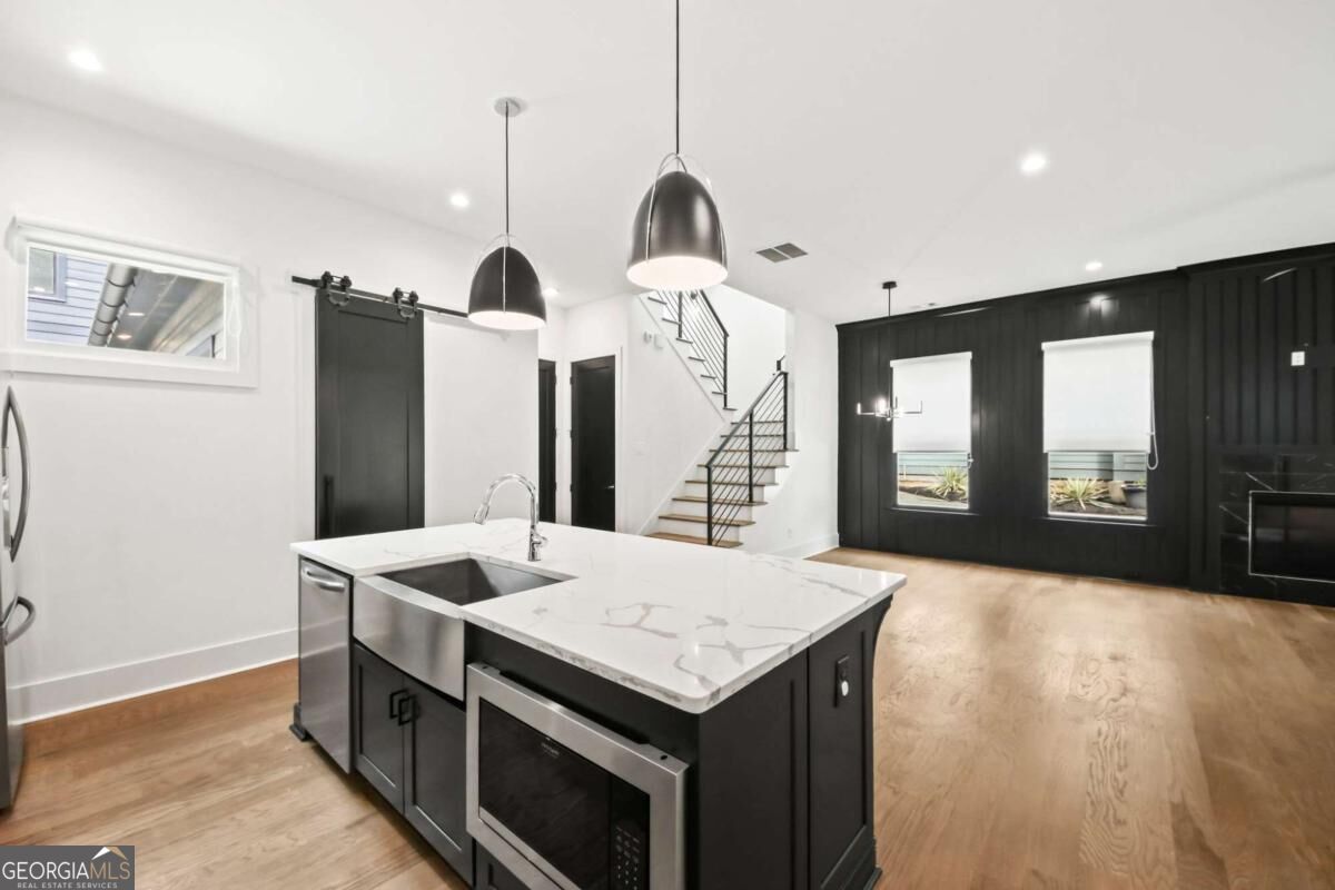 1241 Bridges Avenue Sw # A Property Photo 11