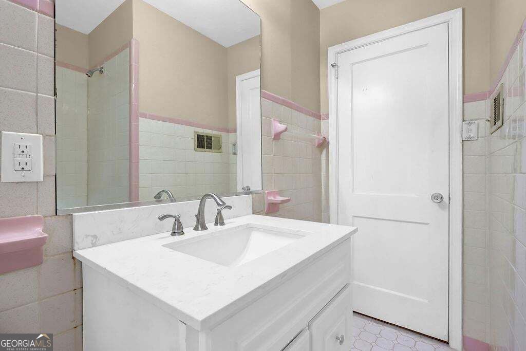 1329 Blanche Drive Se Property Photo 17