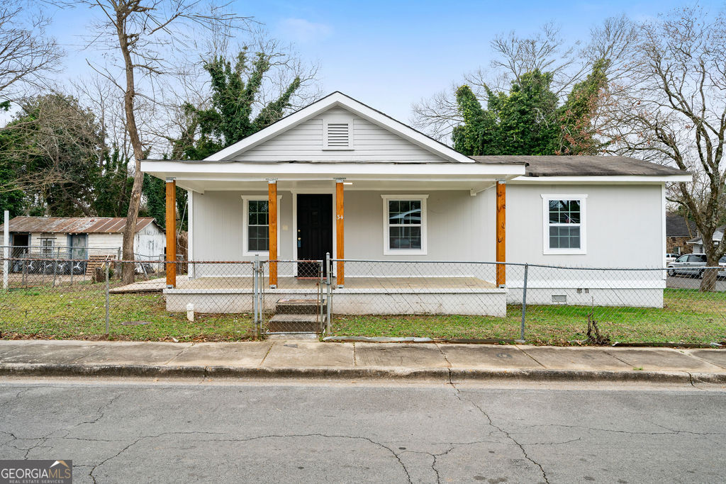 34 E 16th Street SW Property Photo 1