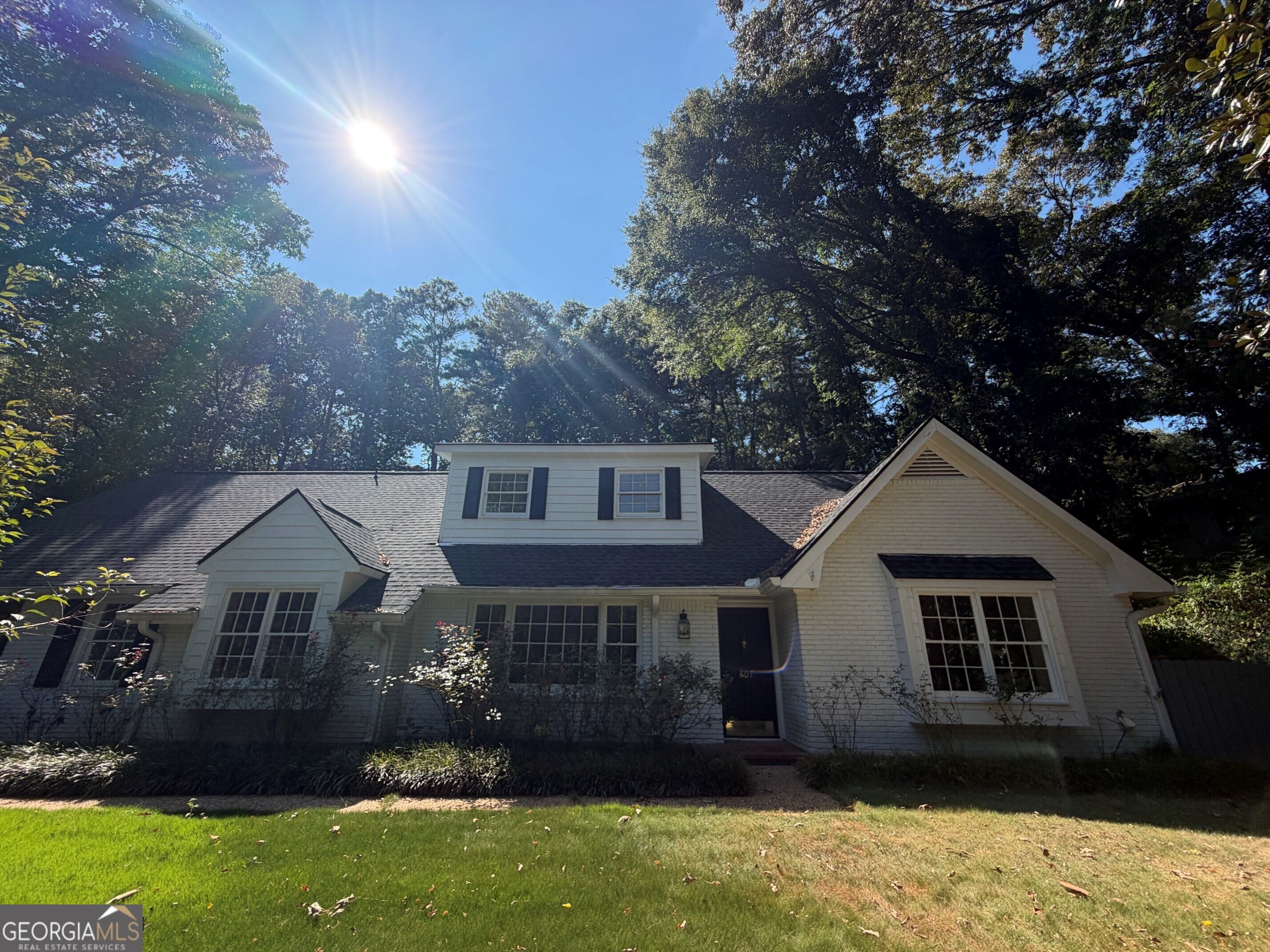 807 Piney Woods Drive Property Photo 1