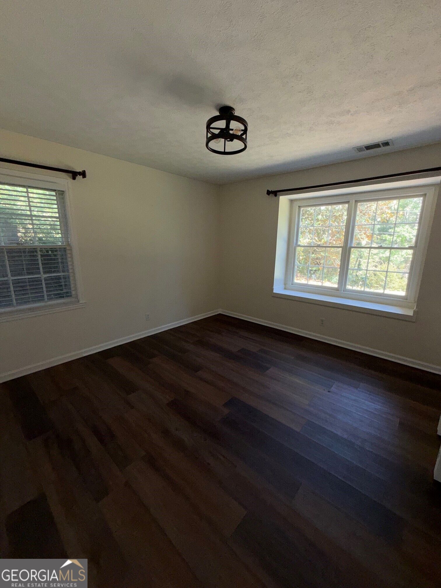 807 Piney Woods Drive Property Photo 8
