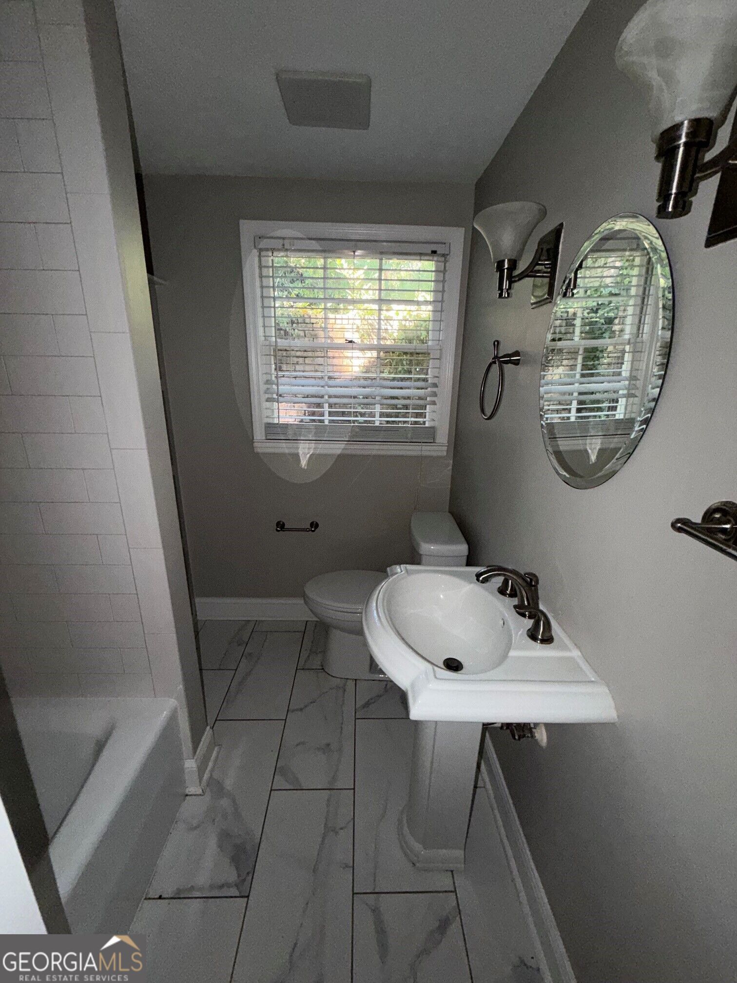 807 Piney Woods Drive Property Photo 9