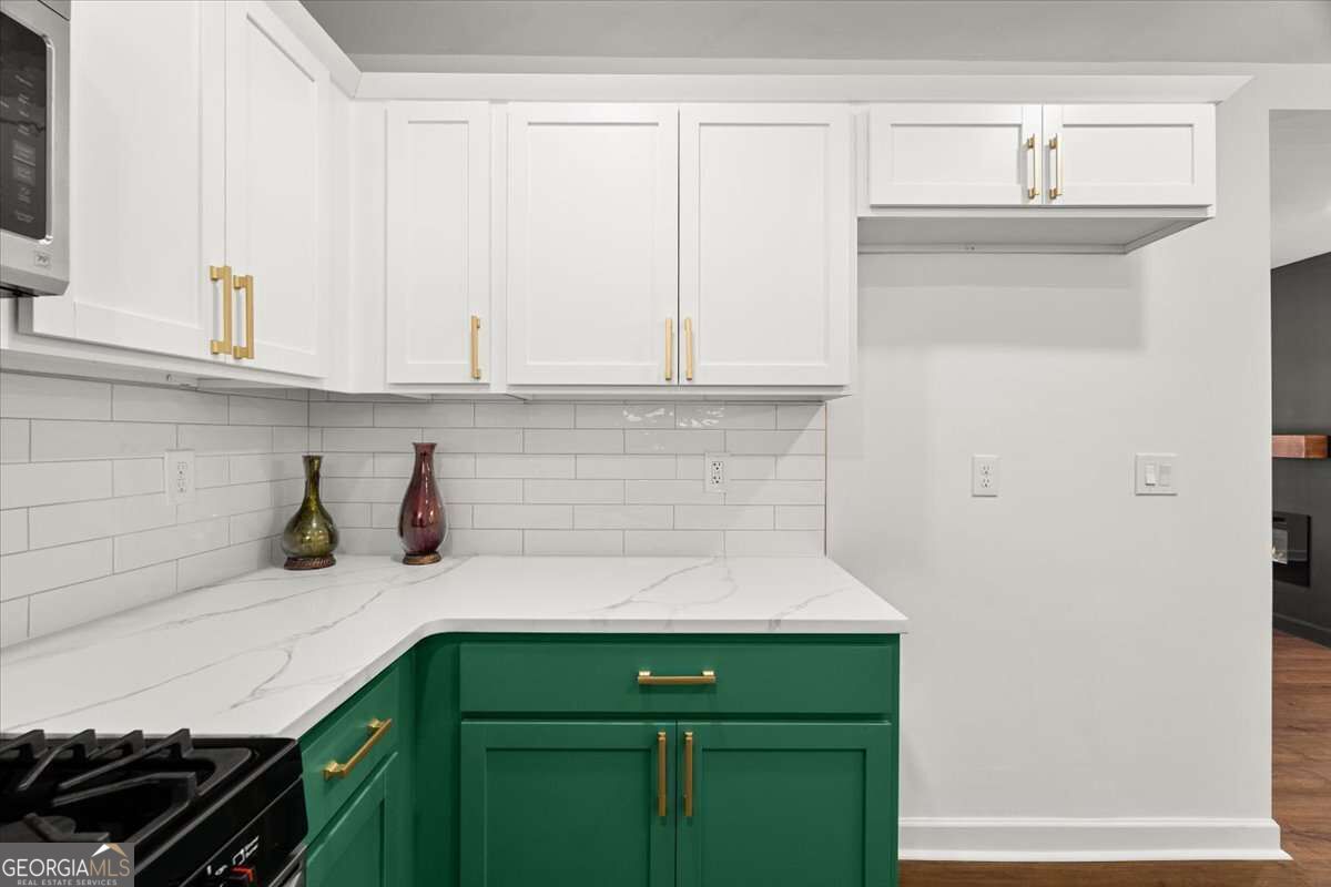 3770 Larkspur Terrace Property Photo 12