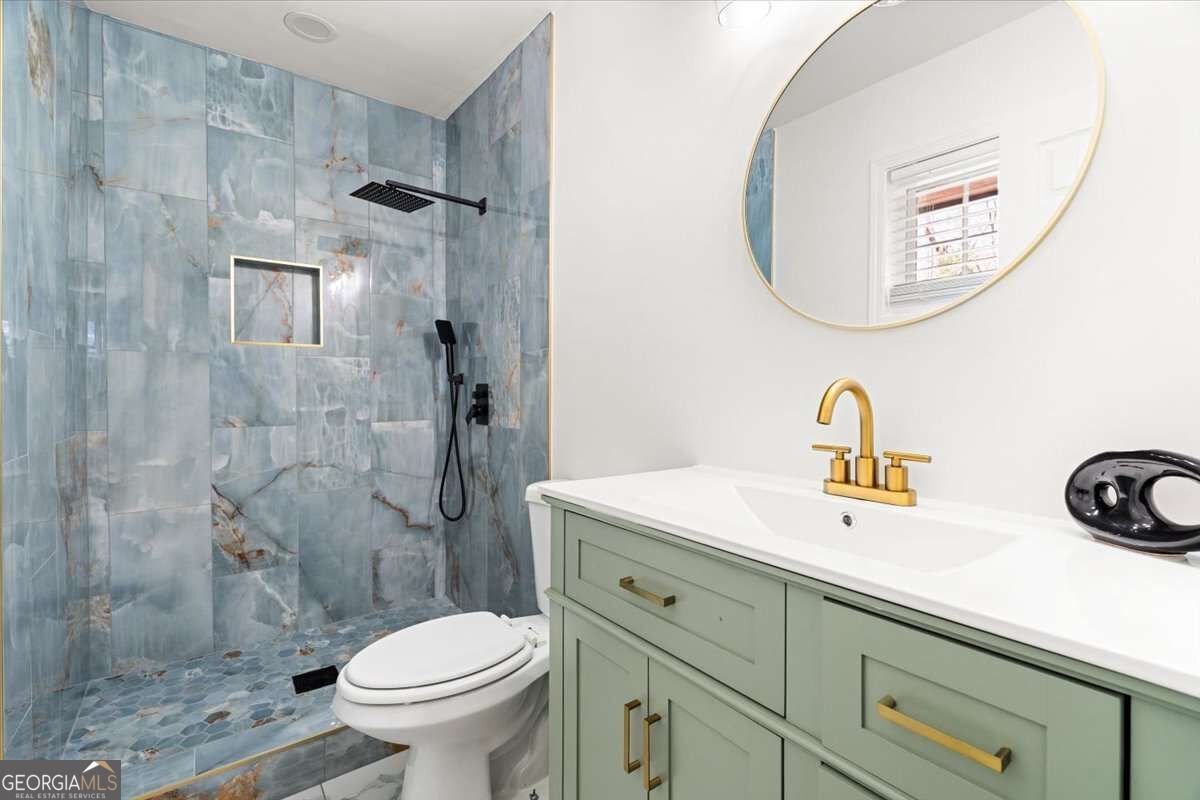 3770 Larkspur Terrace Property Photo 18