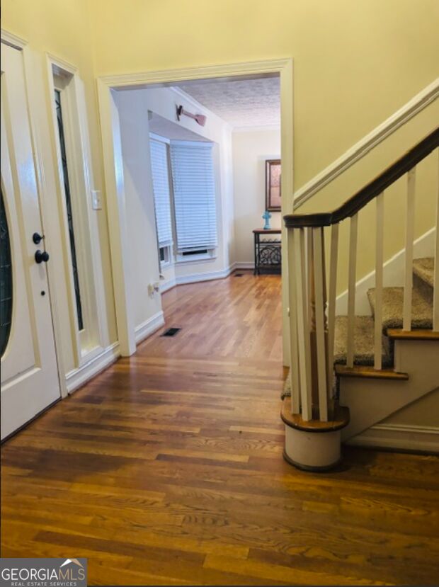 307 Longer Drive Property Photo 3