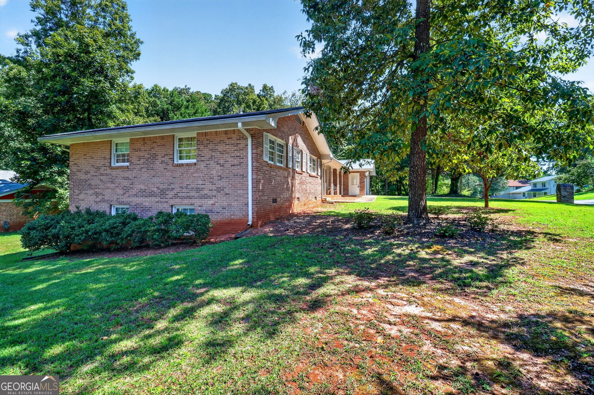 4224 Wheaton Lane Property Photo 5
