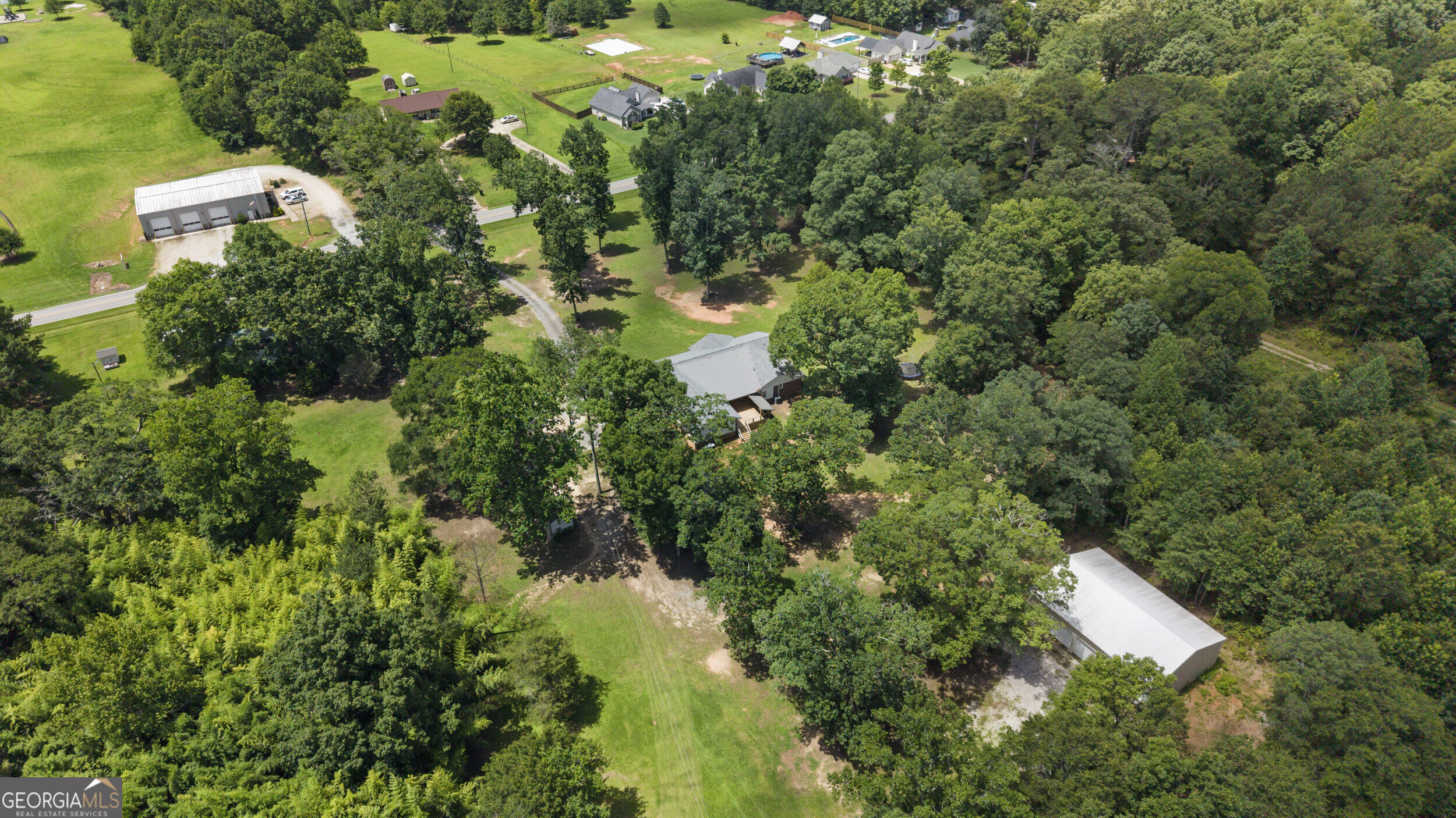 104 E Oak Street Property Photo 50
