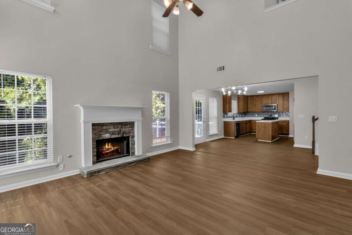 260 Hudson Ridge Property Photo 8