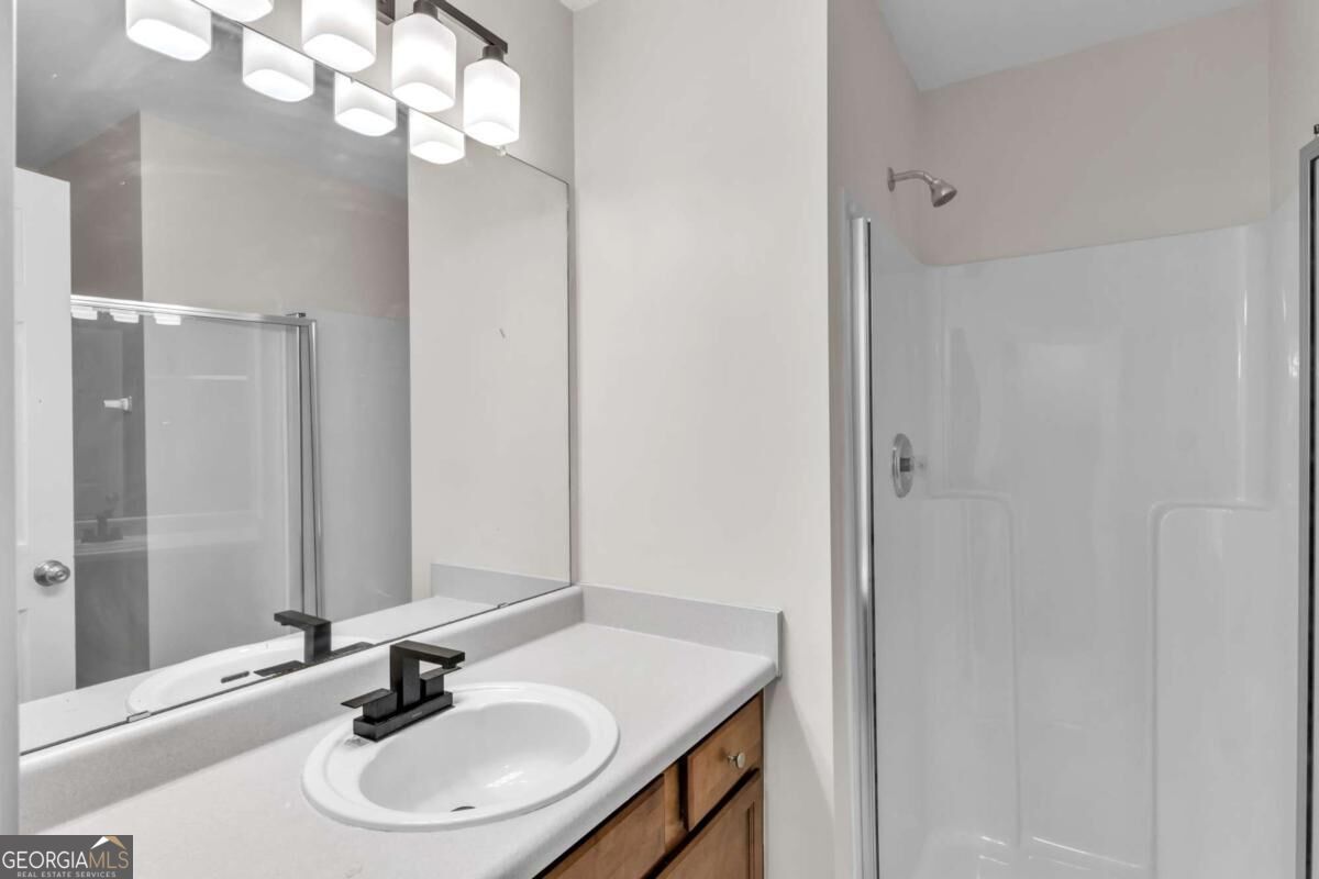 260 Hudson Ridge Property Photo 12