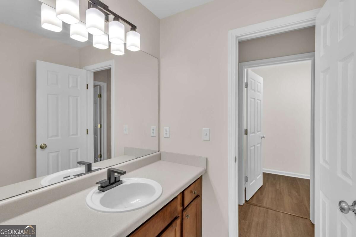 260 Hudson Ridge Property Photo 24