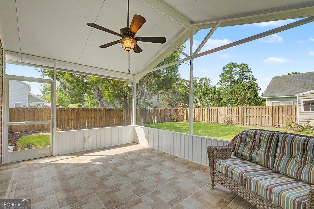200 Sawgrass Drive Property Photo 32