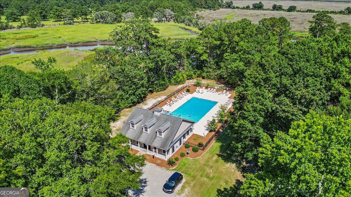 200 Sawgrass Drive Property Photo 42