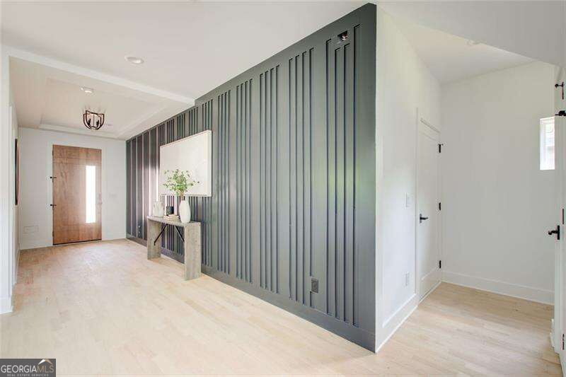 4043 Comanche Drive Property Photo 4