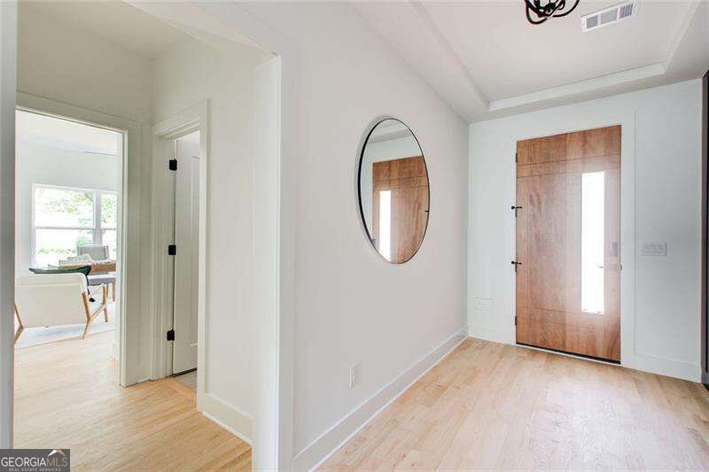 4065 Comanche Drive Property Photo 6