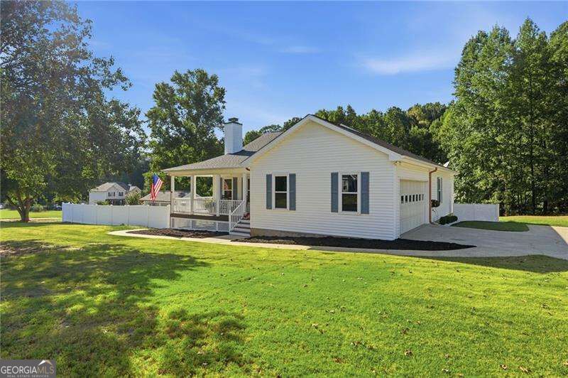 212 Monte Lane Property Photo 3