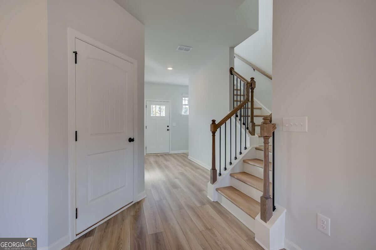 324 Bedford Trace Property Photo 5