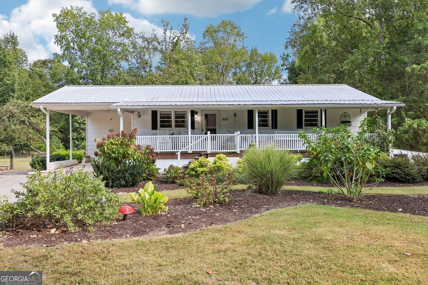 3011 Lawton Lane Property Photo 1
