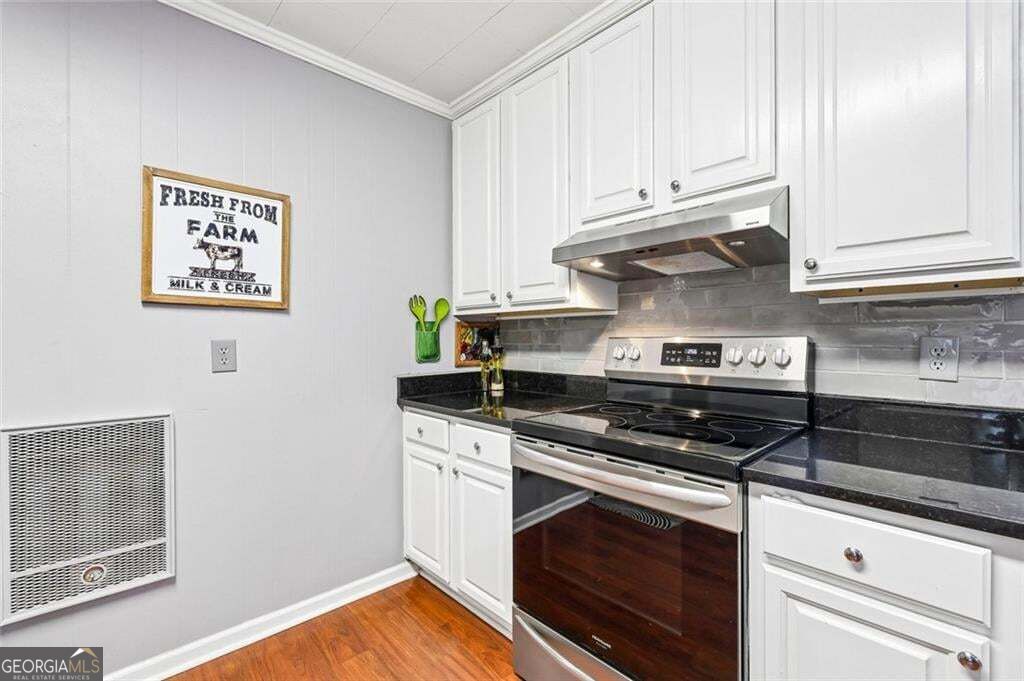 3011 Lawton Lane Property Photo 11