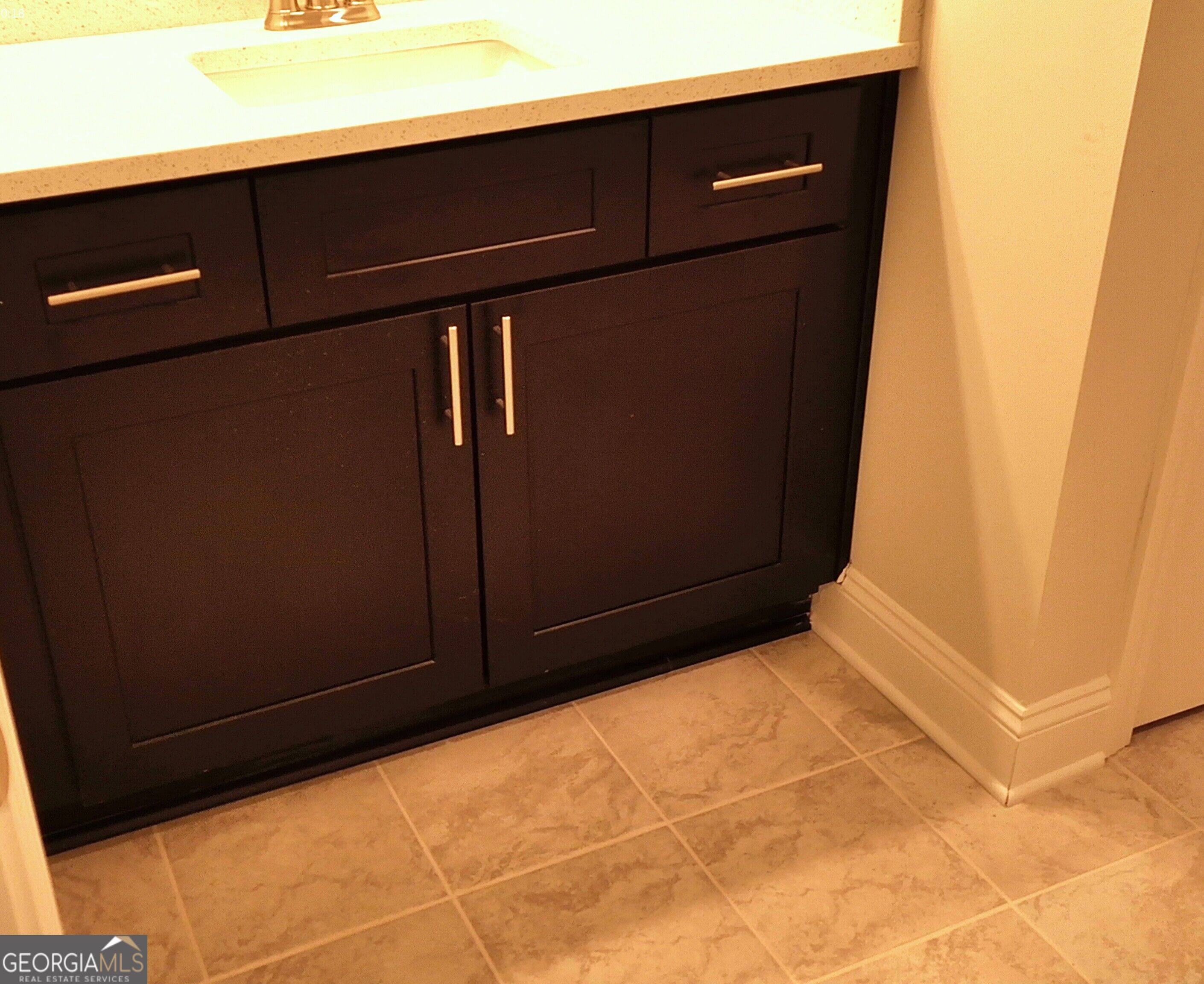 1121 Barrington Place Way Property Photo 5