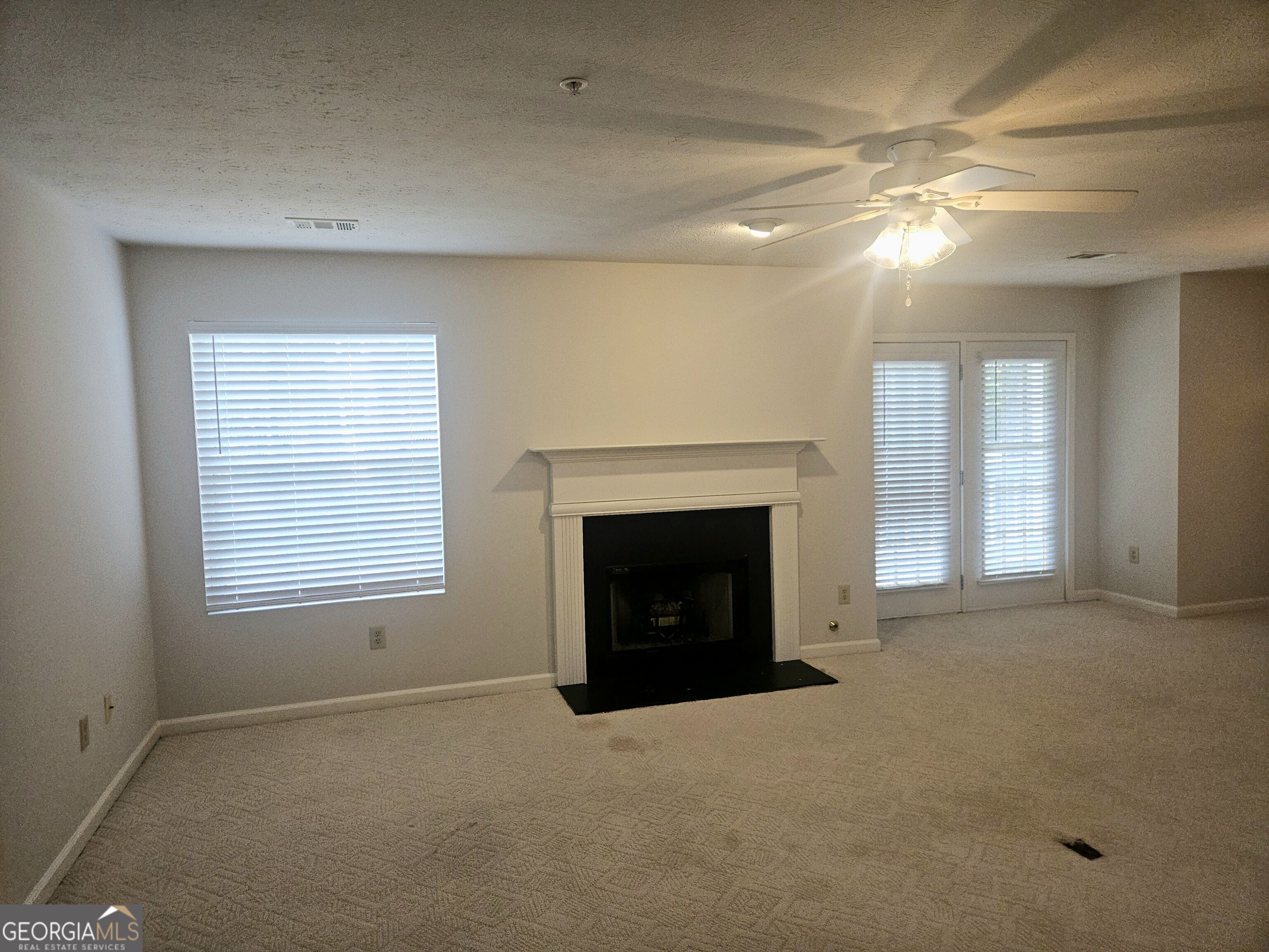 1391 Keys Crossing Drive Ne Property Photo 2