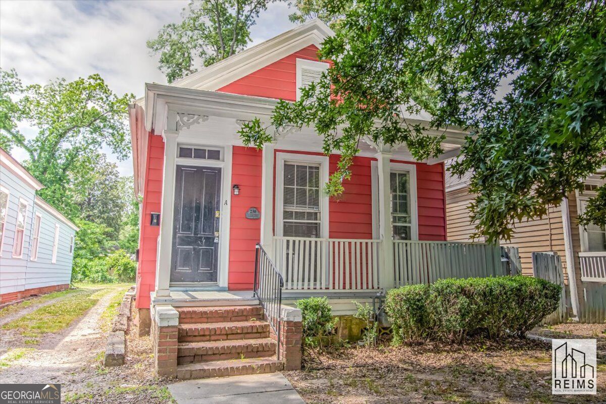 230 Telfair Street # A Property Photo 1
