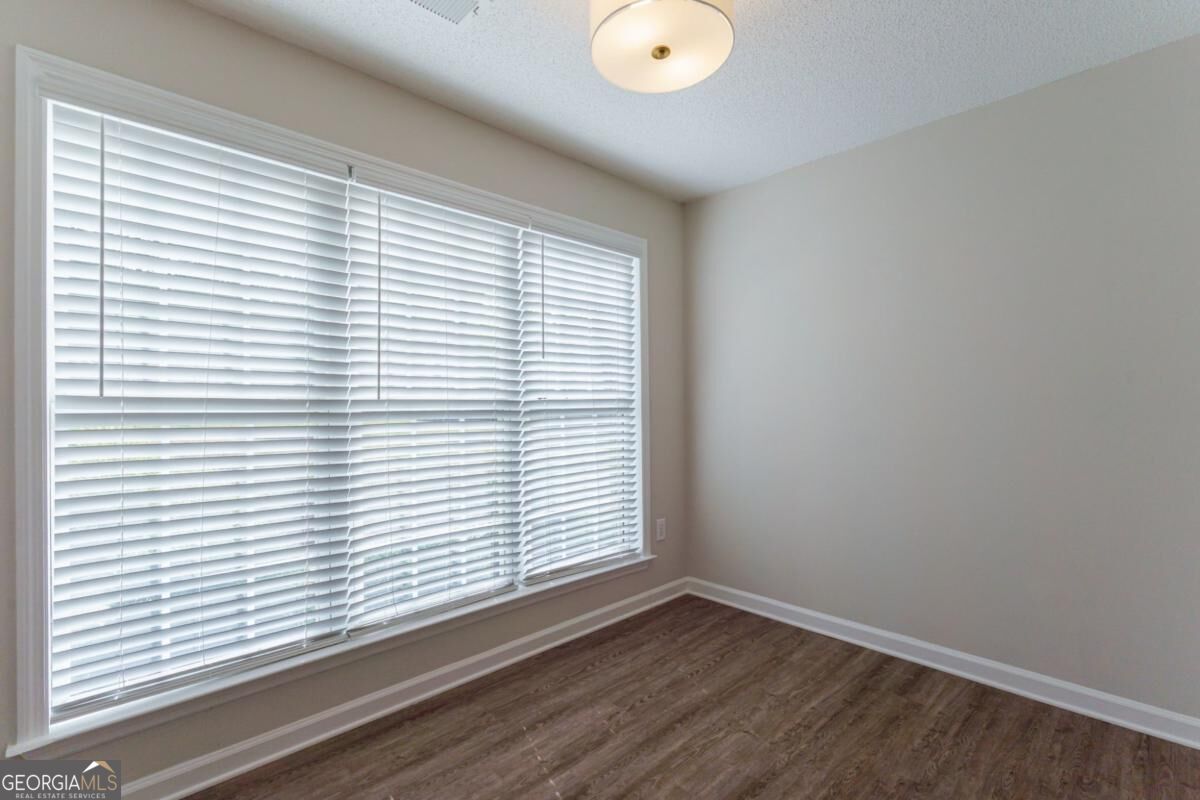 345 Research Drive # 96 Property Photo 20