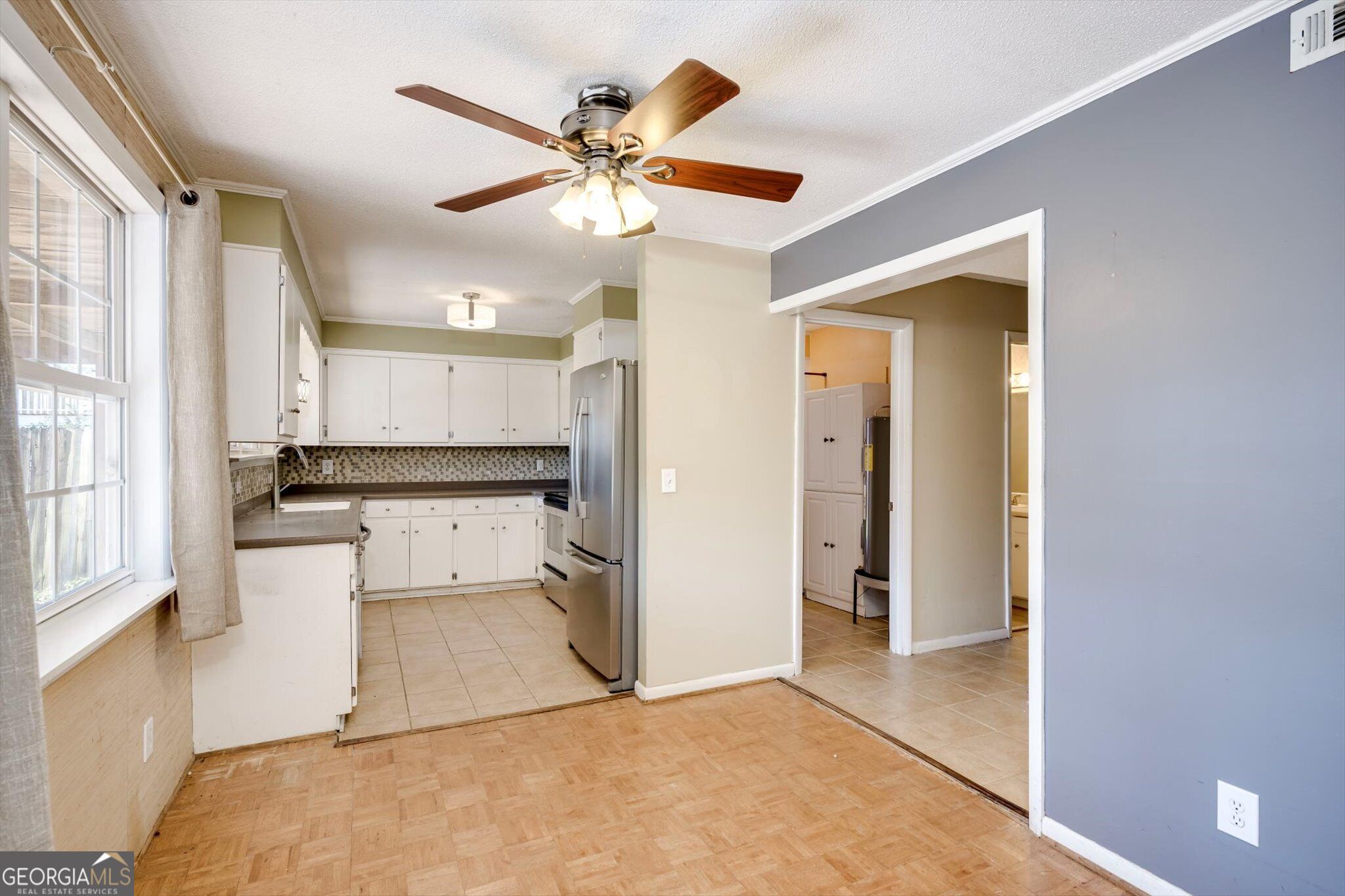 715 Hammond Drive Property Photo 13