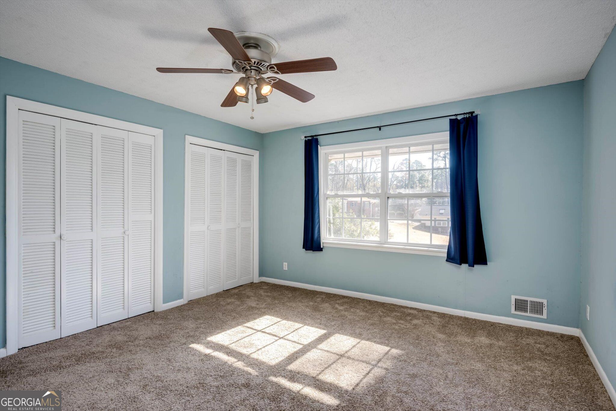 715 Hammond Drive Property Photo 25