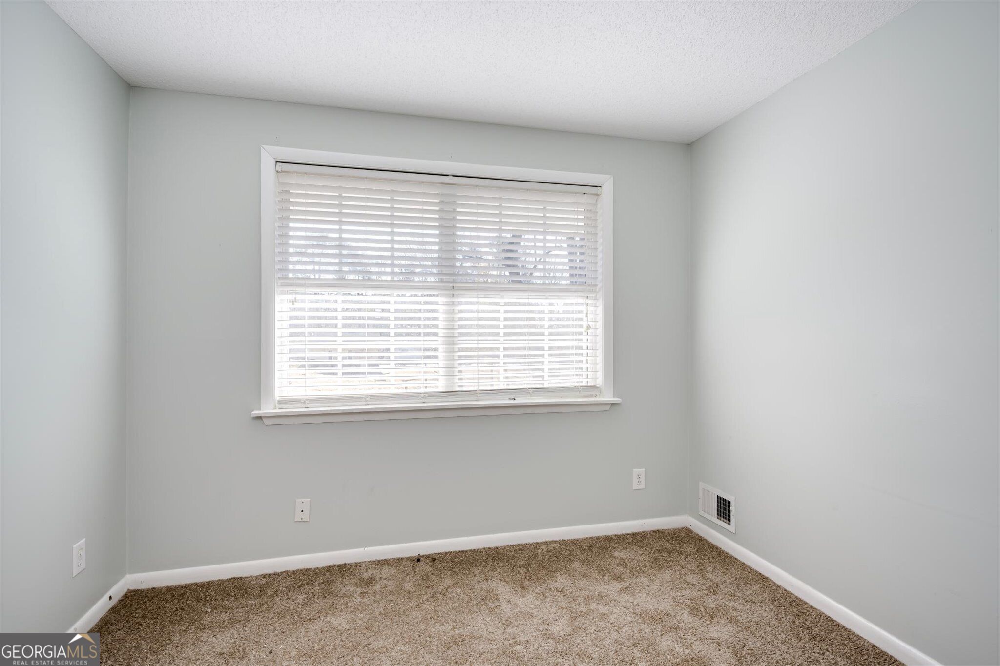 715 Hammond Drive Property Photo 29