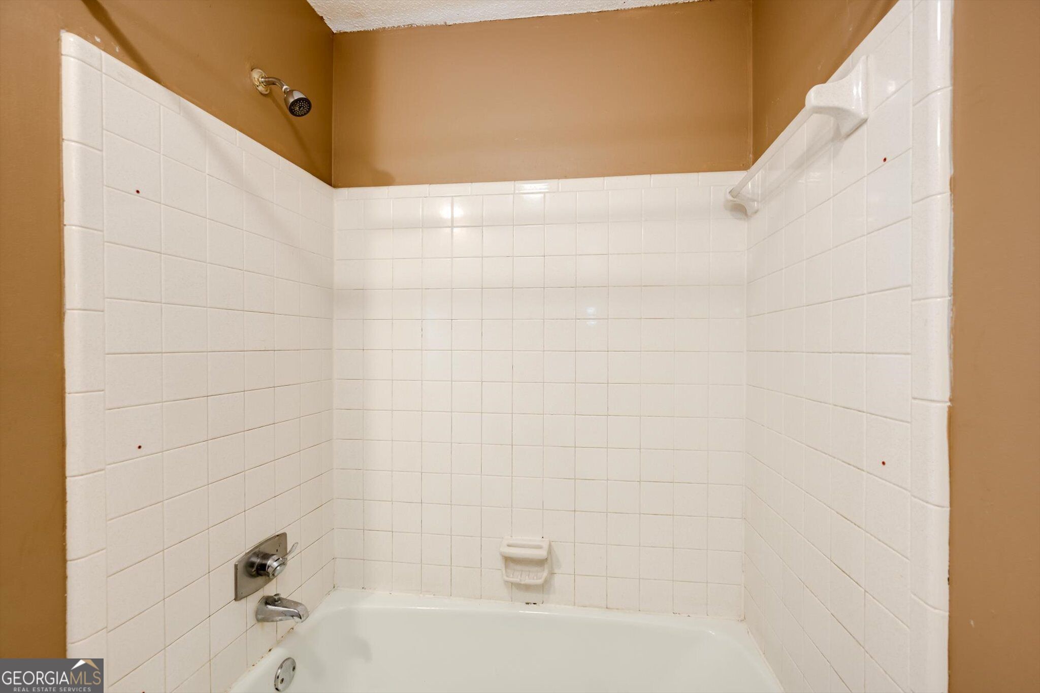 715 Hammond Drive Property Photo 32