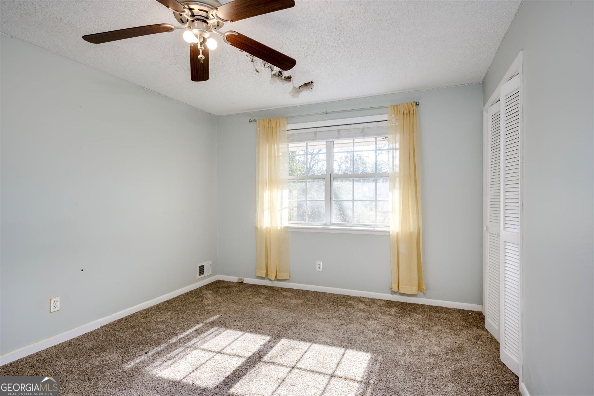 715 Hammond Drive Property Photo 33