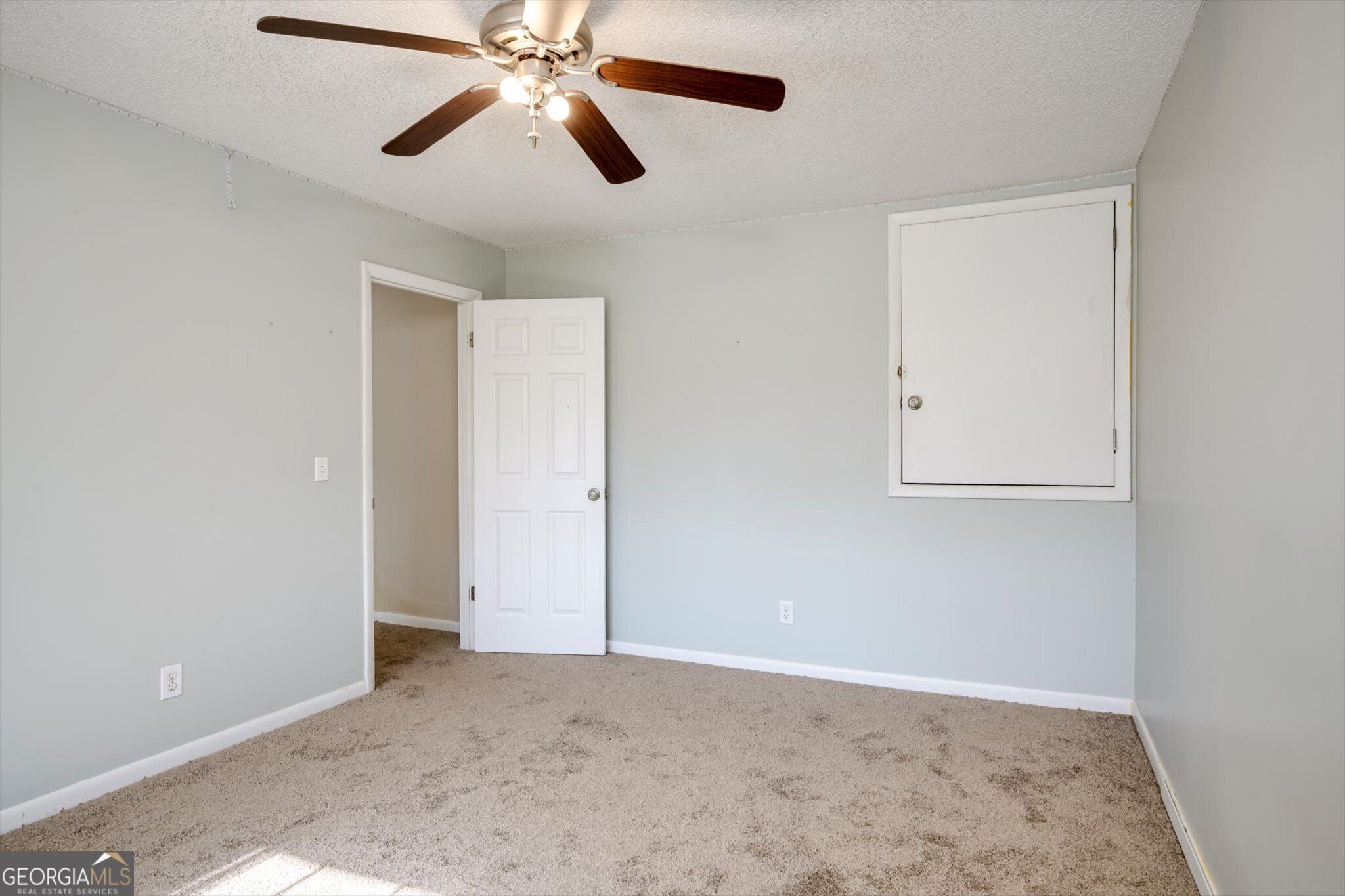 715 Hammond Drive Property Photo 34
