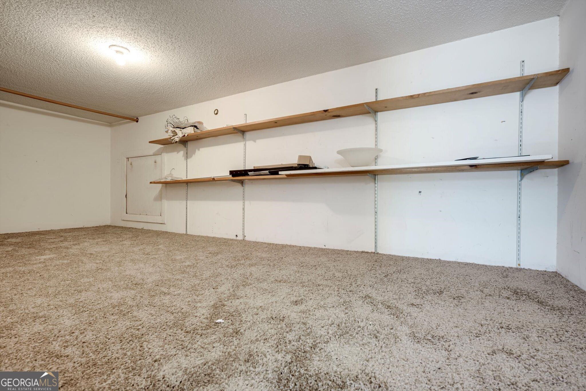 715 Hammond Drive Property Photo 35