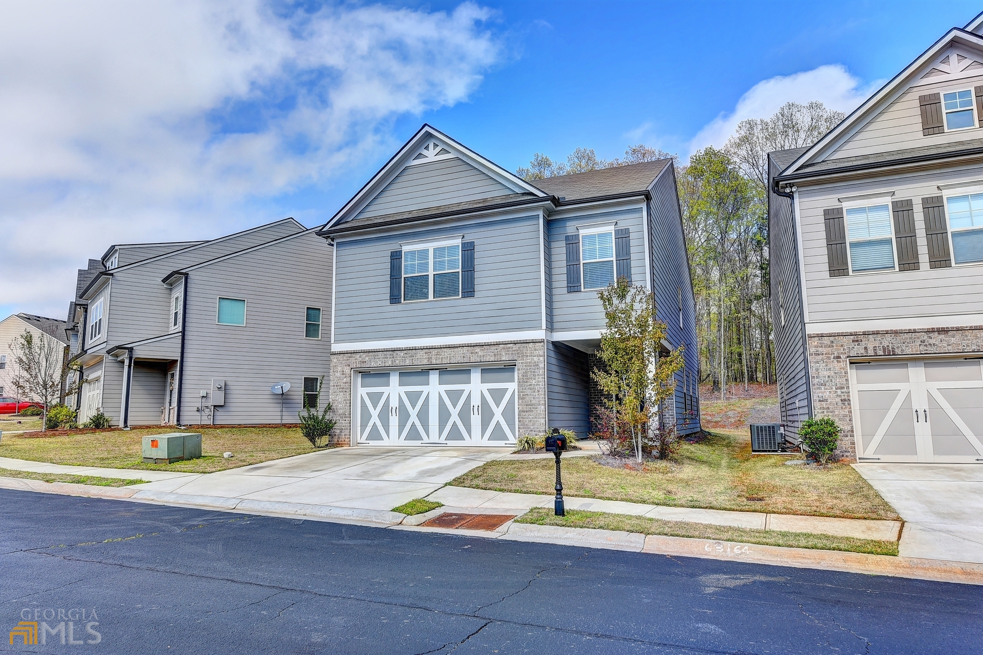 2245 Black Pebble Circle Property Photo 1