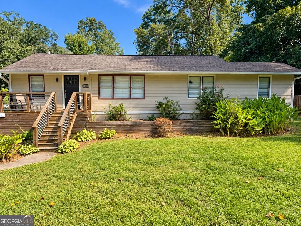 1502 Eastland Road SE Property Photo 1