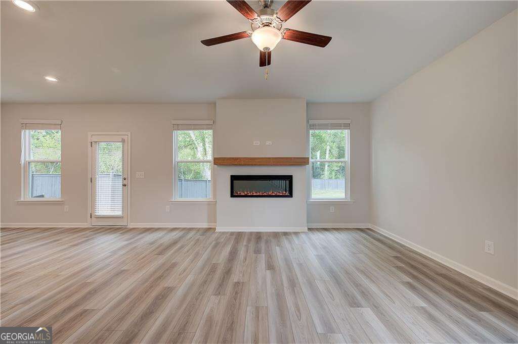 330 Bedford Trace Property Photo 6