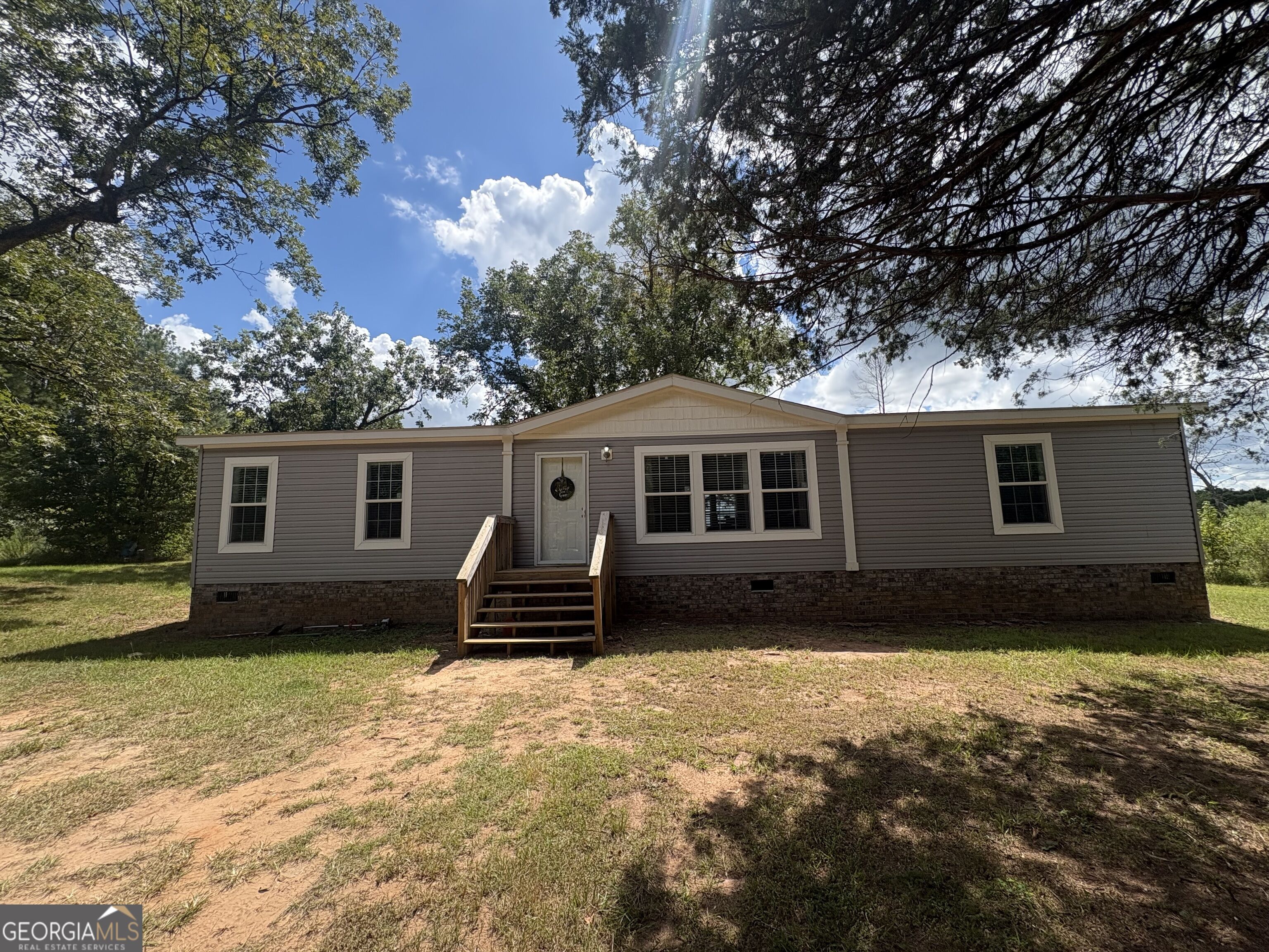 590 Bussell Road Property Photo 1
